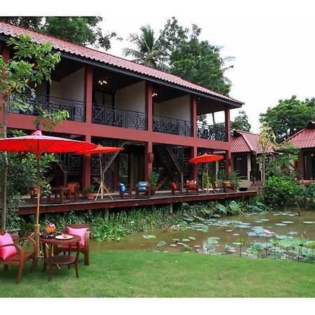 Ruen Parichart Tropical Resort Pak Kret Exterior foto